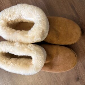 UGG Tan Winter Boots with Cream Fur